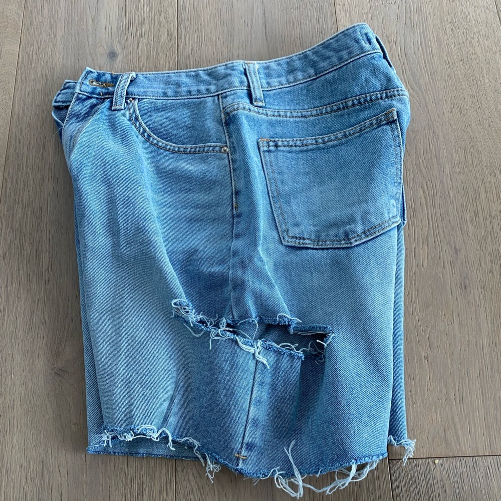 Storets Maria Ripped SlashDenim Shorts - Picture 3 of 10